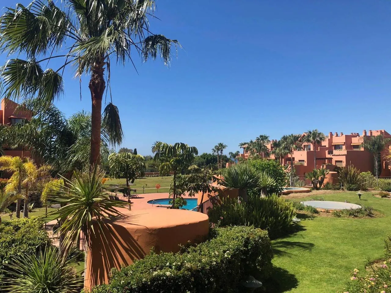 2256-Stunning Groundfloor In Luxury Complex! Apartment Estepona