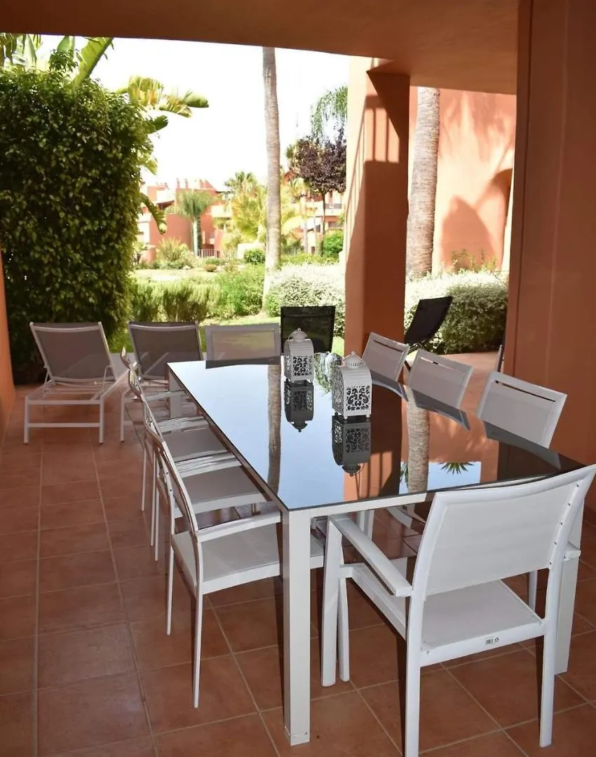 2256-Stunning Groundfloor In Luxury Complex! Apartment Estepona